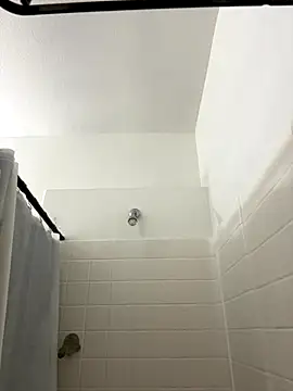 Snapshot of AlyssiaAmoreXO chatting on December 4, 2025, 2:48 pm AlyssiaAmoreXO online show from December 4, 2025, 2:48 pm