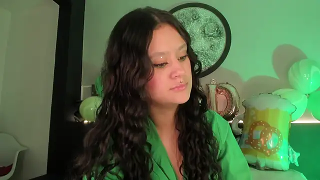 Snapshot of angel_witch chatting on December 28, 2024, 8:36 pm angel witch online show from December 28, 2024, 8:36 pm