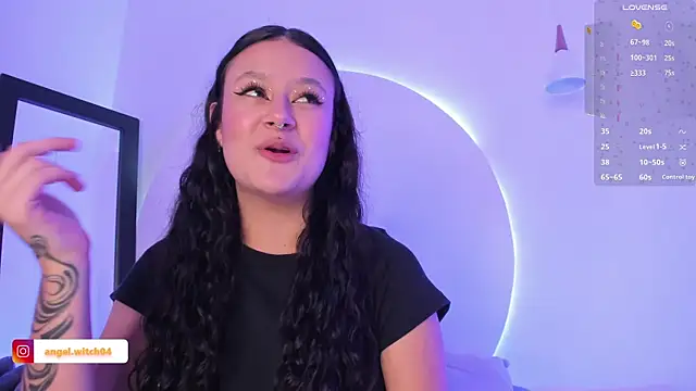 Snapshot of angel_witch chatting on February 7, 2025, 2:37 pm angel witch online show from February 7, 2025, 2:37 pm