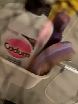 Snapshot of lescro95_ chatting on February 6, 2026, 6:33 pm lescro95 online show from February 6, 2026, 6:33 pm