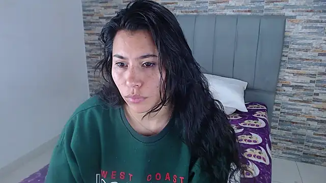 Snapshot of _joy_yva chatting on September 25, 2025, 3:27 pm joy yva online show from September 25, 2025, 3:27 pm