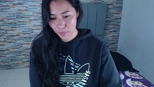 Snapshot of _joy_yva chatting on October 26, 2025, 2:39 am joy yva online show from October 26, 2025, 2:39 am