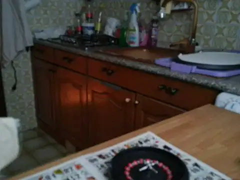 Snapshot of VeneRed chatting on November 12, 2025, 7:09 am VeneRed online show from November 12, 2025, 7:09 am