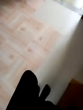 Snapshot of VeneRed chatting on November 20, 2025, 9:31 am VeneRed online show from November 20, 2025, 9:31 am