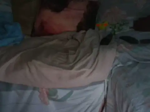 Snapshot of VeneRed chatting on December 3, 2025, 5:11 pm VeneRed online show from December 3, 2025, 5:11 pm