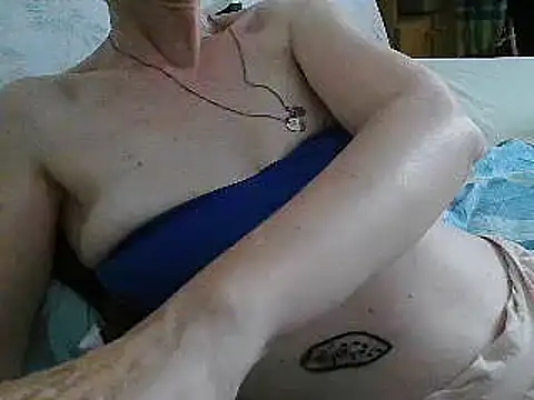 Snapshot of VeneRed chatting on June 27, 2026, 12:22 pm VeneRed online show from June 27, 2026, 12:22 pm