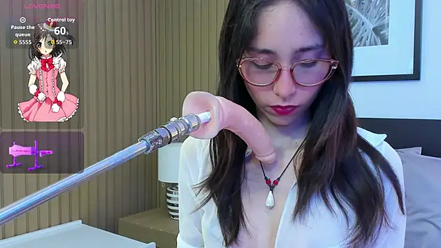 Snapshot of doll_bella_ chatting on May 9, 2026, 8:03 pm doll bella online show from May 9, 2026, 8:03 pm