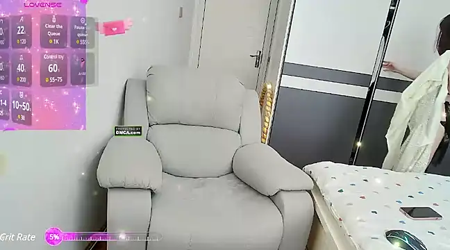 Snapshot of CN-Shanshan chatting on March 21, 2025, 4:06 am CN-Shanshan online show from March 21, 2025, 4:06 am