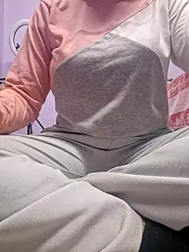 Melody Shyla online show from December 17, 2025, 12:16 am