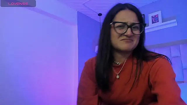 Snapshot of Lucy_Williiams chatting on February 7, 2026, 7:50 pm Lucy Williiams online show from February 7, 2026, 7:50 pm