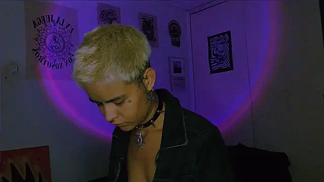 alex one888 online show from April 15, 2026, 11:38 pm