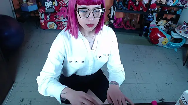 Snapshot of MissMiia2 chatting on January 11, 2026, 2:44 pm MissMiia2 online show from January 11, 2026, 2:44 pm