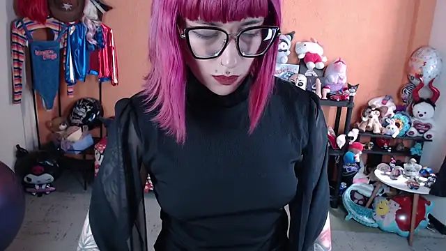 Snapshot of MissMiia2 chatting on February 7, 2026, 6:44 pm MissMiia2 online show from February 7, 2026, 6:44 pm