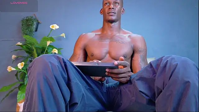 Iker bigdick online show from May 4, 2026, 7:21 pm