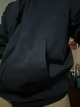 Snapshot of alburt_1996 chatting on December 24, 2024, 3:37 pm alburt 1996 online show from December 24, 2024, 3:37 pm