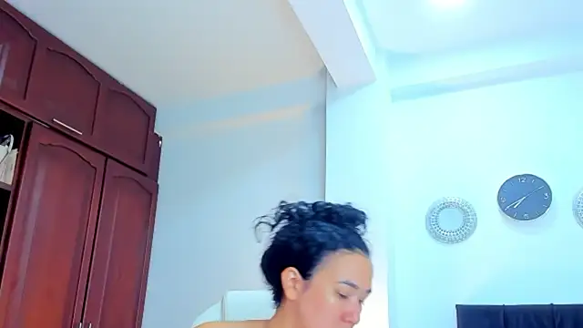 Snapshot of kathyajhonss chatting on April 27, 2026, 12:41 am kathyajhonss online show from April 27, 2026, 12:41 am