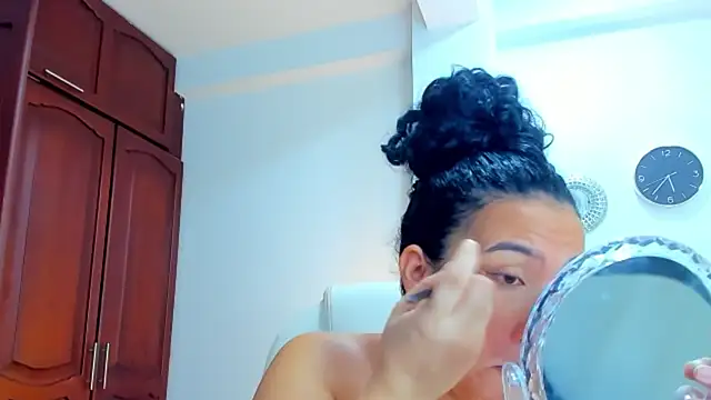 Snapshot of kathyajhonss chatting on May 14, 2026, 10:38 pm kathyajhonss online show from May 14, 2026, 10:38 pm
