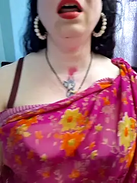 Snapshot of Raja_Ranii chatting on February 19, 2026, 6:31 am Raja Ranii online show from February 19, 2026, 6:31 am