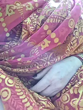 Snapshot of Raja_Ranii chatting on February 22, 2026, 9:41 am Raja Ranii online show from February 22, 2026, 9:41 am