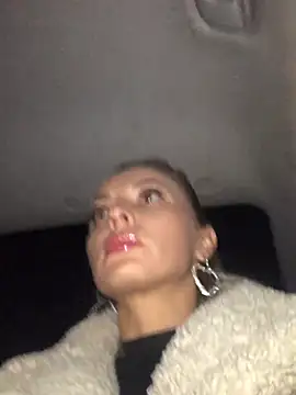 Diamond Bunny  online show from January 9, 2025, 2:07 pm