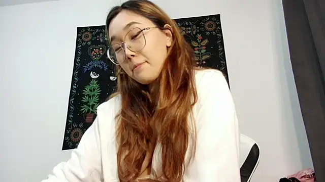 Jennatyan online show from September 20, 2025, 2:18 pm