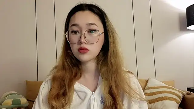 Snapshot of Jennatyan chatting on April 20, 2026, 2:03 am Jennatyan online show from April 20, 2026, 2:03 am
