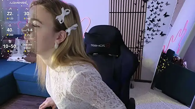 Mel Nelson online show from November 3, 2025, 2:57 am