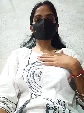 cute simmy0 online show from September 9, 2025, 5:12 pm