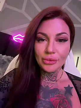 krysstal003 online show from March 13, 2025, 8:43 pm