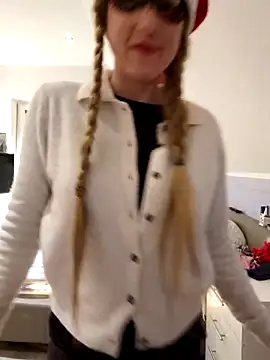 Hexe12346 online show from December 22, 2025, 5:54 pm