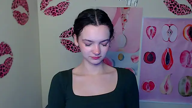  SusieSu  online show from December 23, 2025, 7:17 am