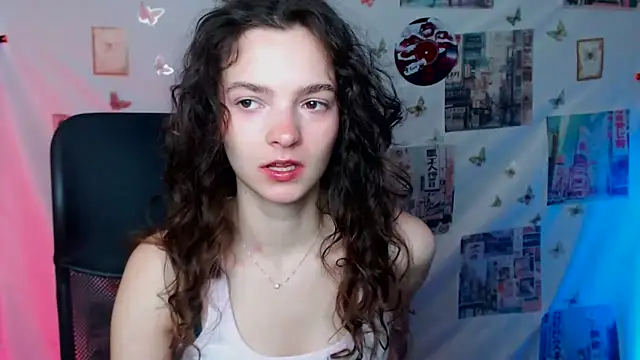 Snapshot of _SusieSu_ chatting on April 23, 2026, 6:36 am SusieSu online show from April 23, 2026, 6:36 am