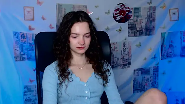 Snapshot of _SusieSu_ chatting on May 3, 2026, 6:19 am SusieSu online show from May 3, 2026, 6:19 am