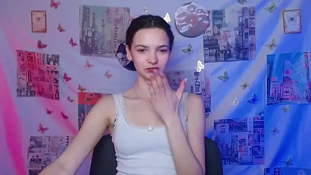 Snapshot of _SusieSu_ chatting on May 5, 2026, 6:43 am SusieSu online show from May 5, 2026, 6:43 am