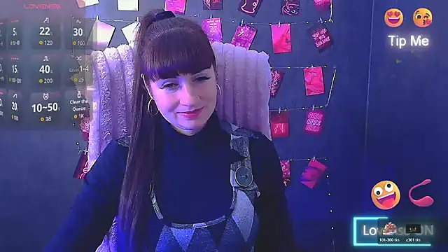 Snapshot of Violla_My chatting on November 16, 2025, 7:03 am Violla My online show from November 16, 2025, 7:03 am