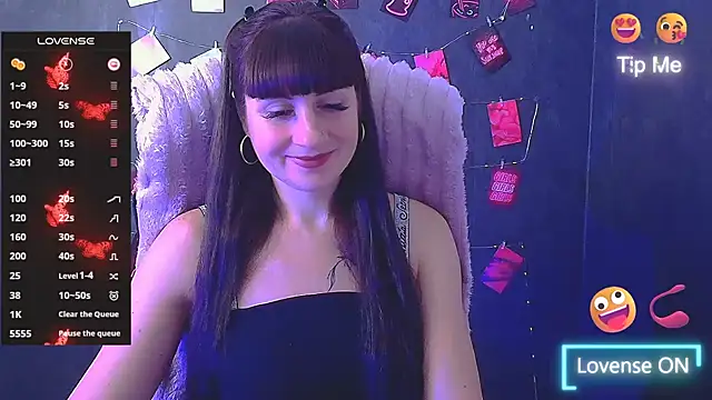 Snapshot of Violla_My chatting on November 20, 2025, 7:30 am Violla My online show from November 20, 2025, 7:30 am