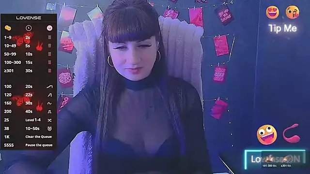 Snapshot of Violla_My chatting on December 2, 2025, 6:41 am Violla My online show from December 2, 2025, 6:41 am