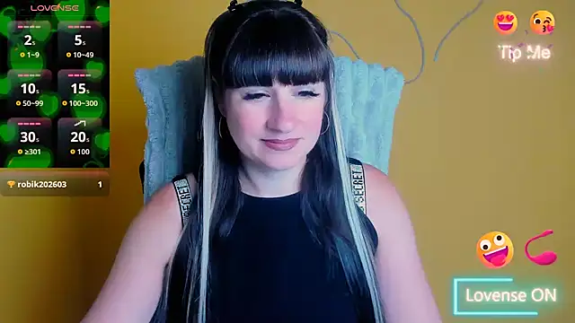 Snapshot of Violla_My chatting on June 21, 2026, 5:21 am Violla My online show from June 21, 2026, 5:21 am