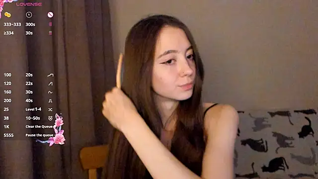 Snapshot of EvaBradley chatting on December 3, 2025, 7:56 pm EvaBradley online show from December 3, 2025, 7:56 pm