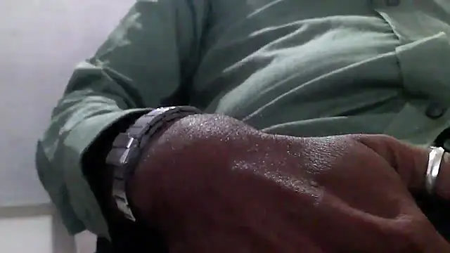 Snapshot of GO_LALA chatting on December 4, 2024, 4:32 am GO LALA online show from December 4, 2024, 4:32 am