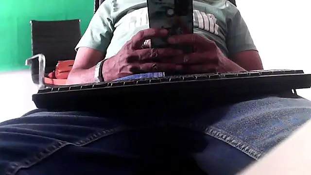 Snapshot of GO_LALA chatting on March 18, 2025, 6:46 am GO LALA online show from March 18, 2025, 6:46 am