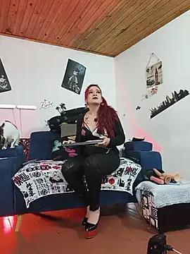 keila j online show from July 3, 2026, 10:21 am