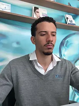 pteno1 online show from December 3, 2024, 1:54 pm