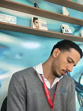 pteno1 online show from December 18, 2024, 7:52 pm