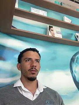 pteno1 online show from January 8, 2025, 7:34 pm