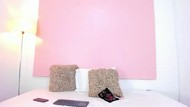 Snapshot of andyylove_jk chatting on November 20, 2025, 12:27 pm andyylove jk online show from November 20, 2025, 12:27 pm