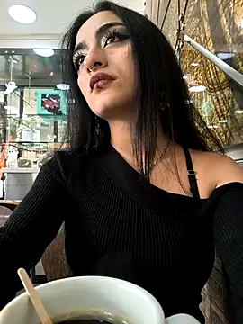 Snapshot of Lila_Desiree chatting on October 31, 2025, 1:56 pm Lila Desiree online show from October 31, 2025, 1:56 pm