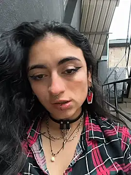 Lila Desiree online show from June 22, 2026, 5:54 pm