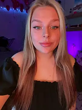 Snapshot of angel_stella chatting on February 17, 2025, 8:26 pm angel stella online show from February 17, 2025, 8:26 pm