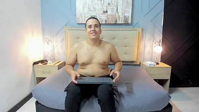 Vale n Matt online show from December 11, 2024, 3:35 am